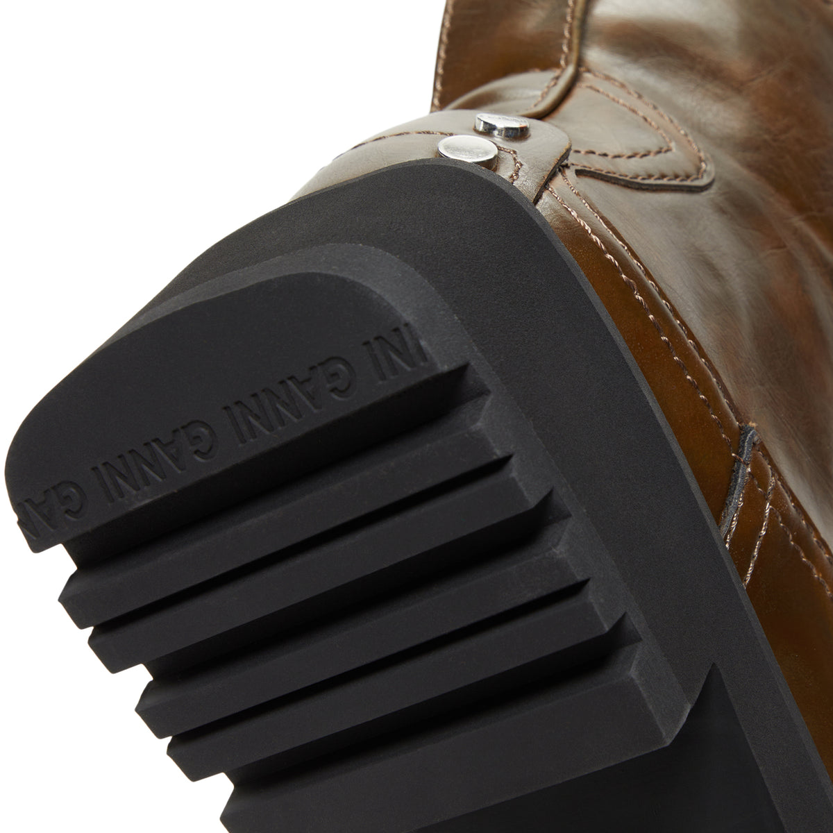 GANNI Studs Low Boot Crinkle Oleatex (Dark olive)
