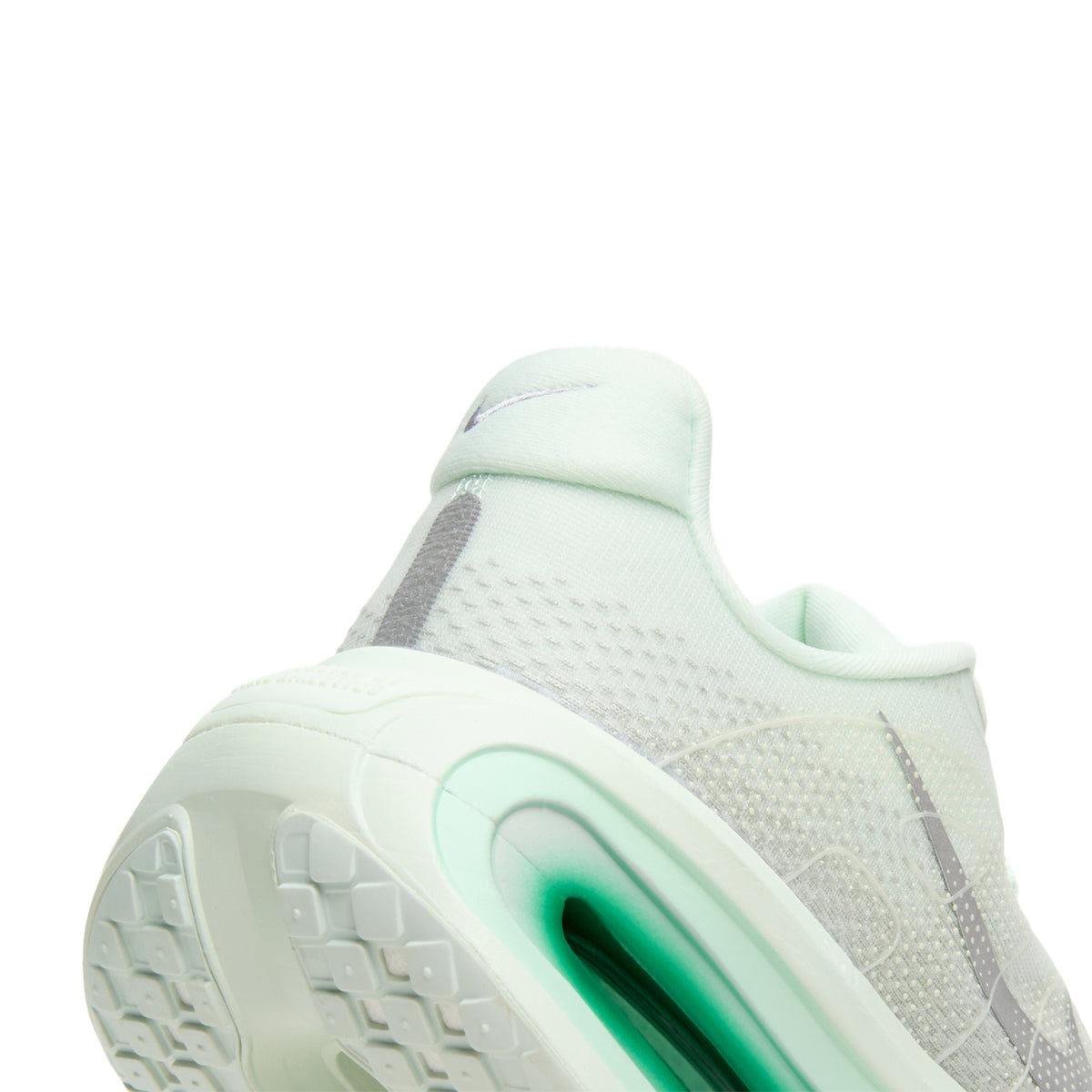Nike Vomero Premium (Barely Green/Metallic Silver)