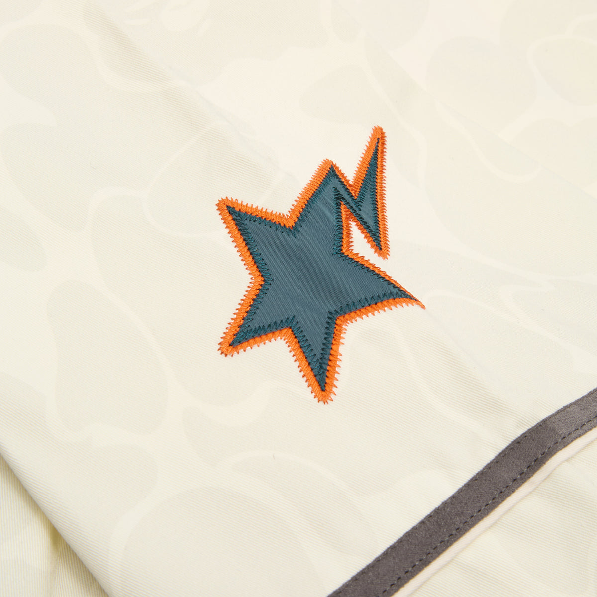 A Bathing Ape Solid Camo Multi Logo Baseball Ss Shirt M (Ivory)