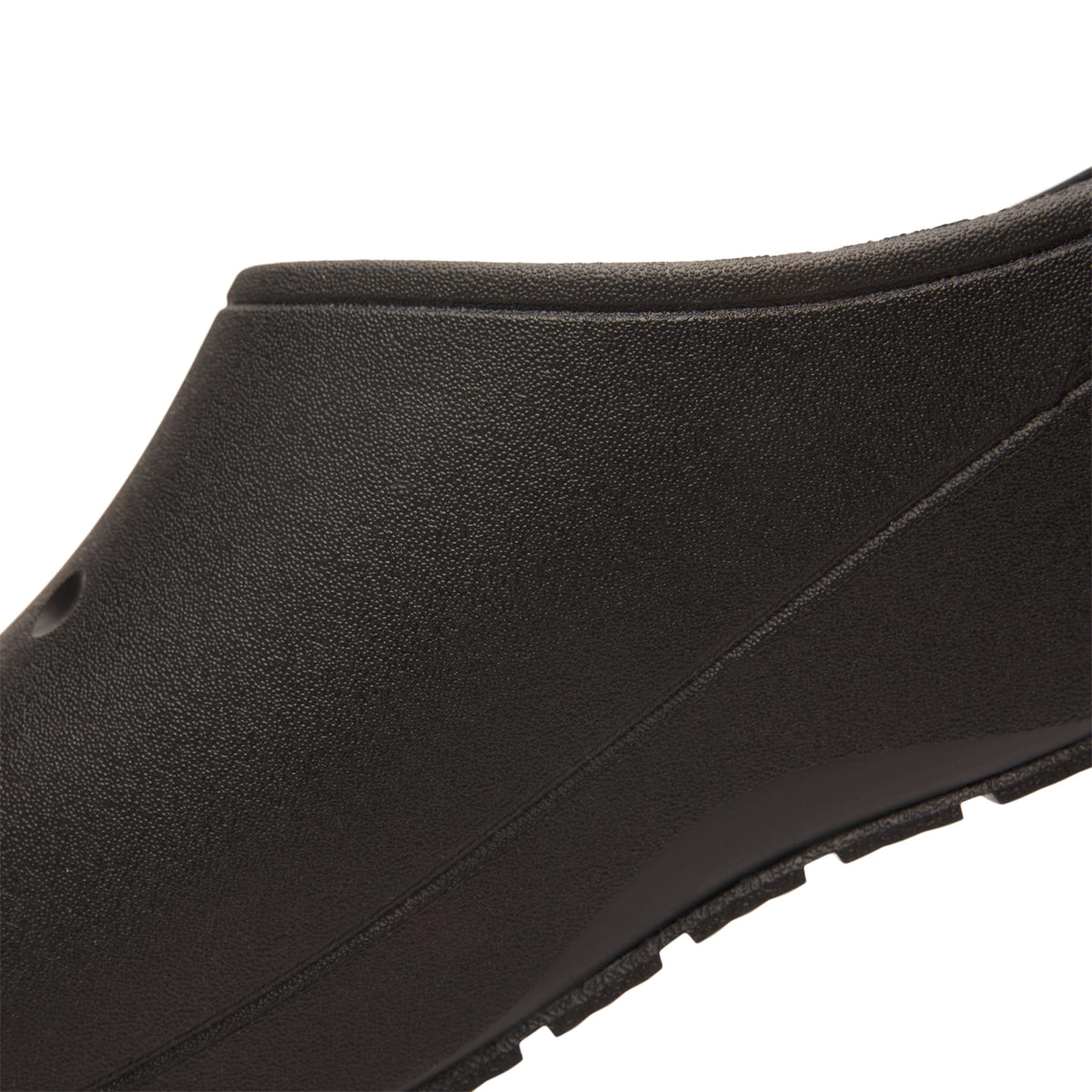 Crocs Classic Quiet Clog (Black)