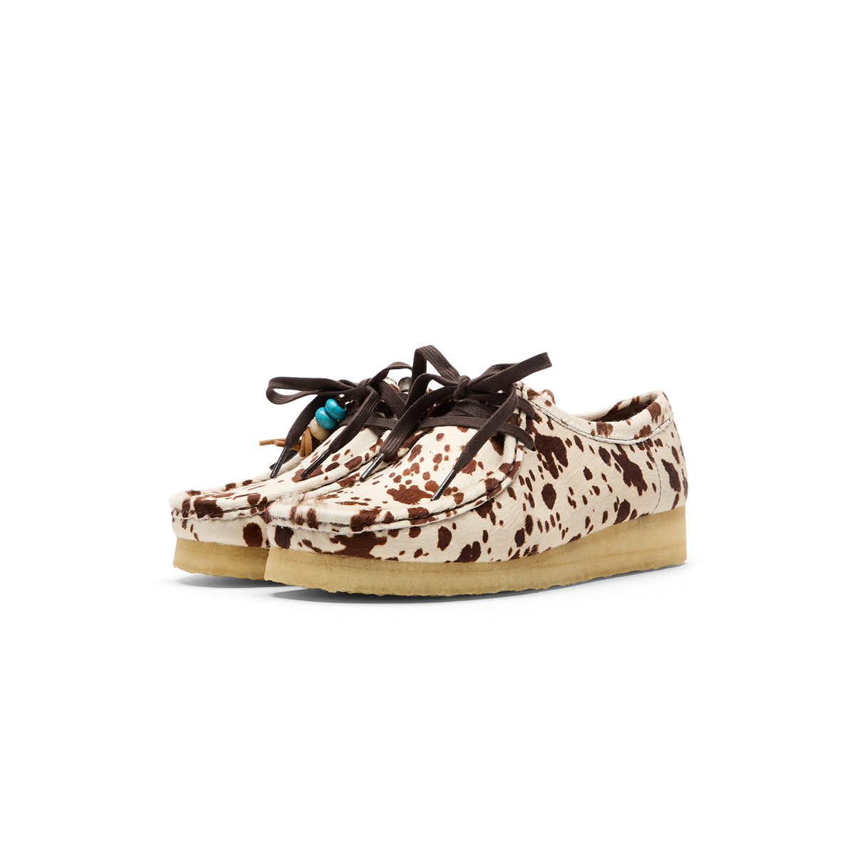 Clarks WMNS Wallabee (Brown Cow Print)