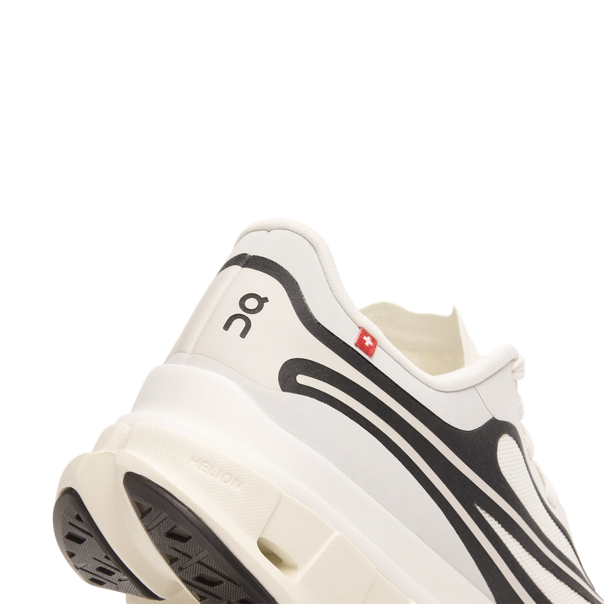 ON Cloudflow 5 AD M (Ivory/Black)