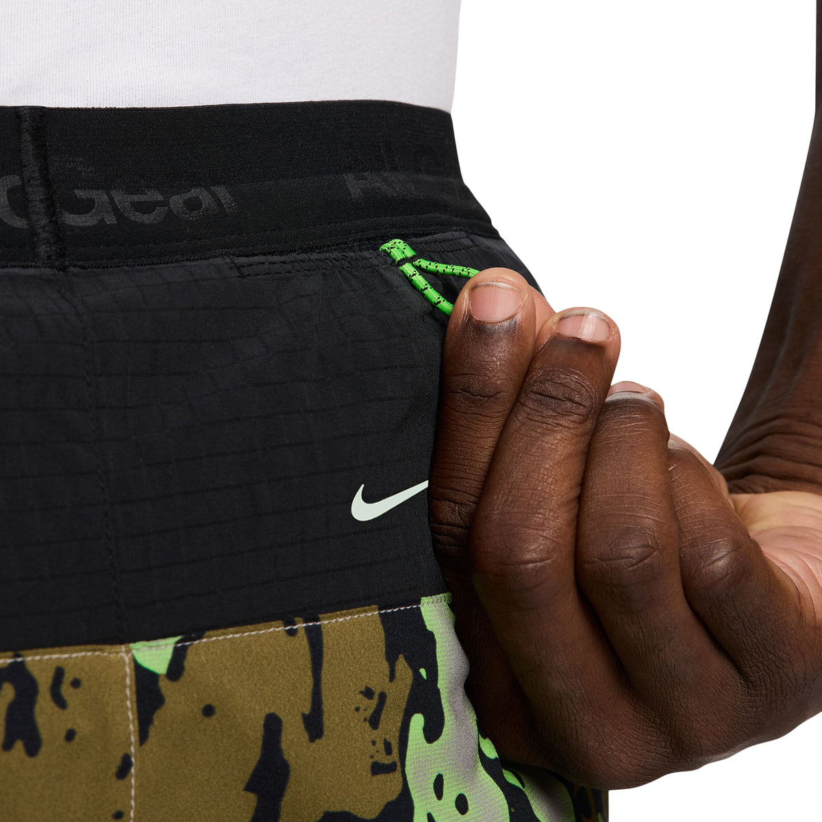 Nike ACG Dri-FIT 6" Brief-Lined Trail Running Shorts (College Grey/Black/Summit White)