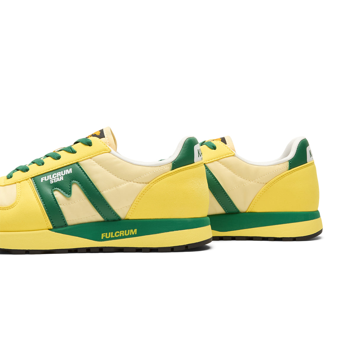 Karhu Fulcrum Star (Aurora/Verdant Green)