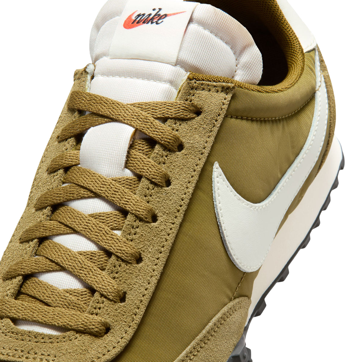 Nike Waffle Racer (Olive Flak/Sail-Coconut Milk-Black)
