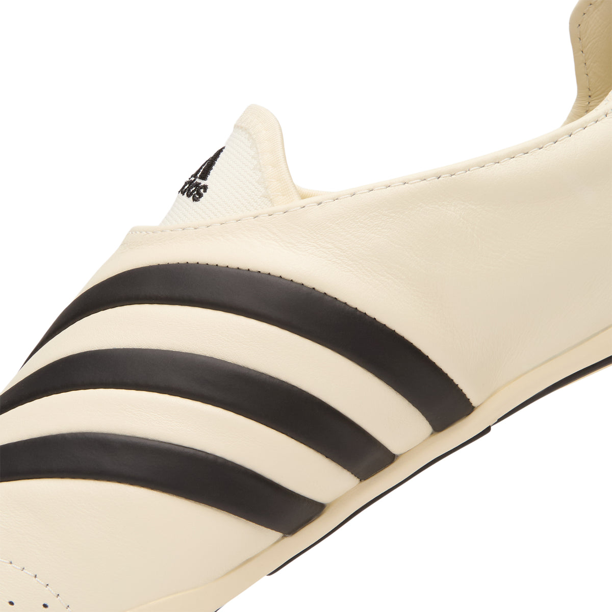 adidas PW Vario Flat Earther (Chalk White/Core Black/Chalk White)