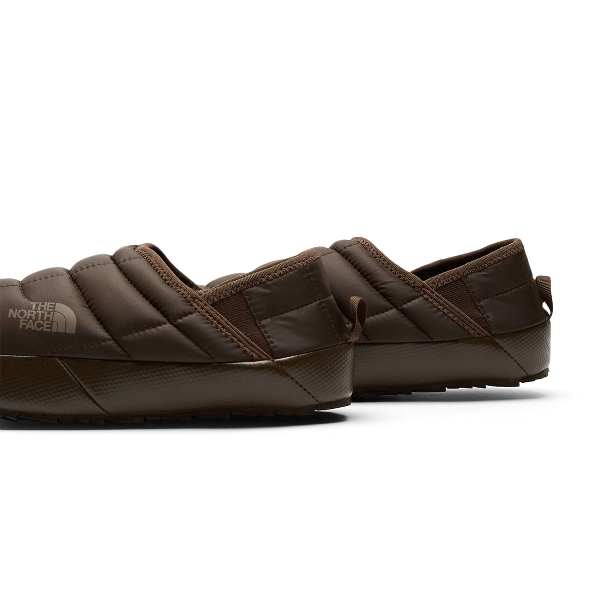 The North Face WMNS Thermoball Traction Mule V (Dark Chestnut/Dark Chestnut)